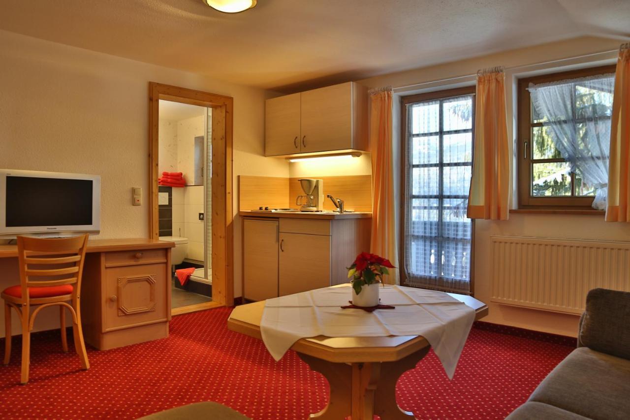Gaestehaus Walserheimat Penzion Riezlern